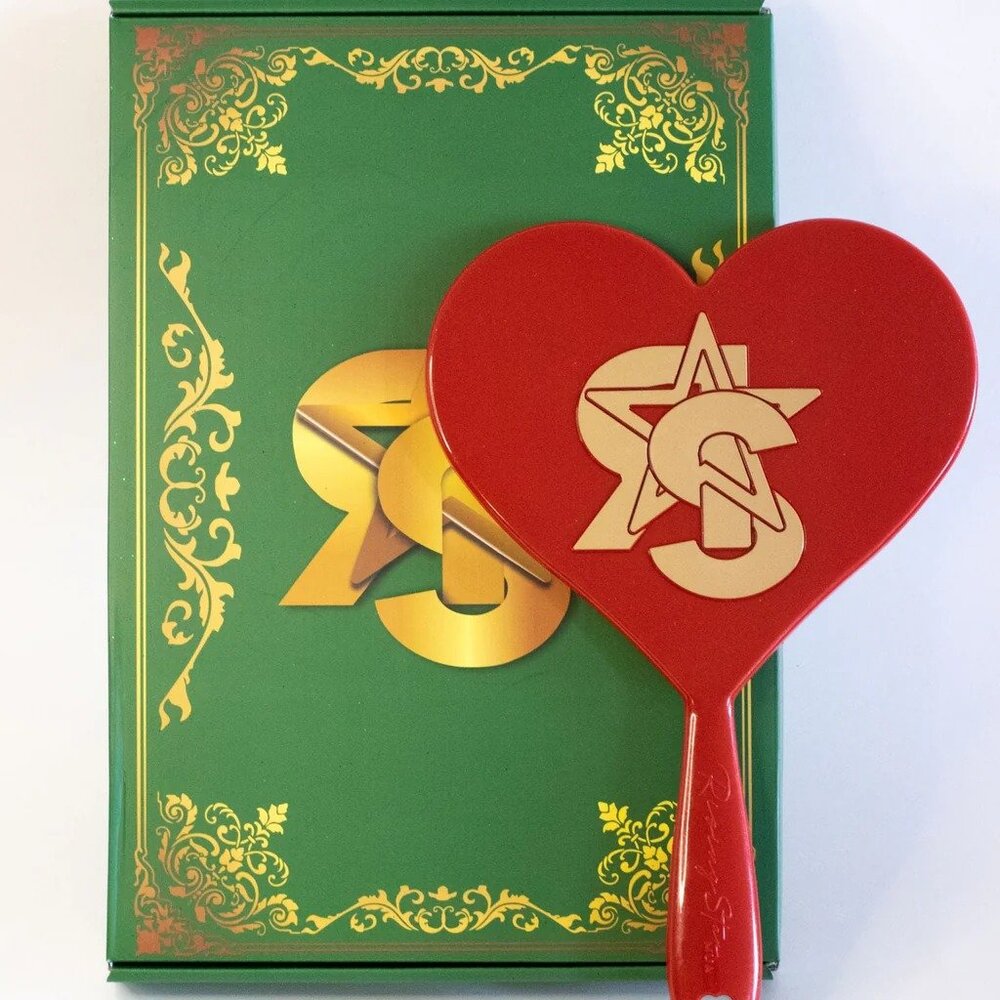 The Emerald City Heart Hand Mirror The Oz Collection